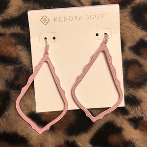 Kendra Scott Sophee Lilac earrings